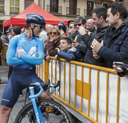 El francés Jonathan Hivert, del equipo Direct Energie, ganó el XXI Gran Premio Induráin, disputado en Navarra con un recorrido de 193 kilómetros, con salida y llegada en Estella.