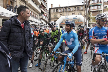 El francés Jonathan Hivert, del equipo Direct Energie, ganó el XXI Gran Premio Induráin, disputado en Navarra con un recorrido de 193 kilómetros, con salida y llegada en Estella.