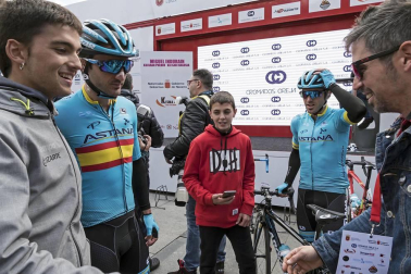 El francés Jonathan Hivert, del equipo Direct Energie, ganó el XXI Gran Premio Induráin, disputado en Navarra con un recorrido de 193 kilómetros, con salida y llegada en Estella.