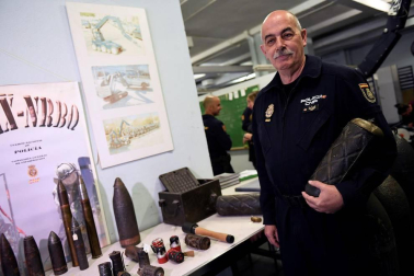 El grupo Tedax de la Policía Nacional ha desactivado más de 6.000 artefactos explosivos desde el fin de la Guerra Civil española.