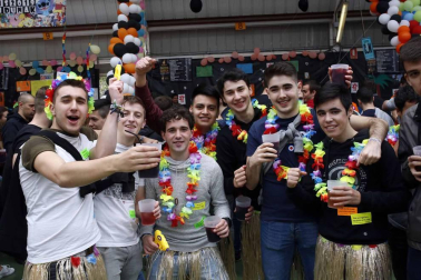 Fotos de la Carpa Universitaria de Primavera 2019 celebrada en la CD Amaya