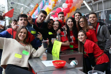 Fotos de la Carpa Universitaria de Primavera 2019 celebrada en la CD Amaya