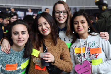 Fotos de la Carpa Universitaria de Primavera 2019 celebrada en la CD Amaya