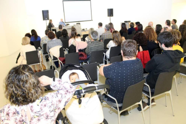 El Palacio de Congresos y Auditorio Baluarte de Pamplona acoge del 12 al 14 de abril una feria con todo tipo de actividades para la familia.