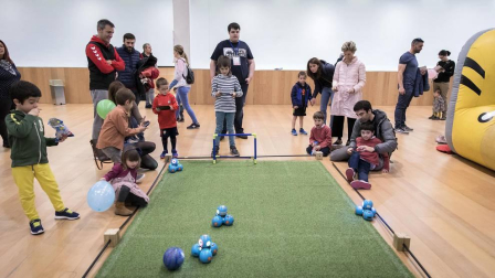 El Palacio de Congresos y Auditorio Baluarte de Pamplona acoge del 12 al 14 de abril una feria con todo tipo de actividades para la familia.