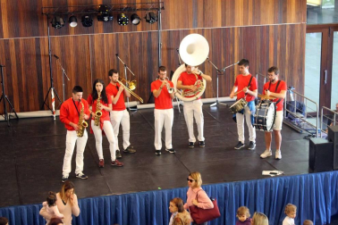 El Palacio de Congresos y Auditorio Baluarte de Pamplona acoge del 12 al 14 de abril una feria con todo tipo de actividades para la familia.