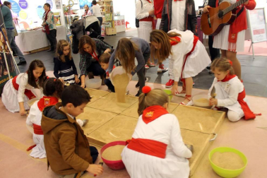 El Palacio de Congresos y Auditorio Baluarte de Pamplona acoge del 12 al 14 de abril una feria con todo tipo de actividades para la familia.