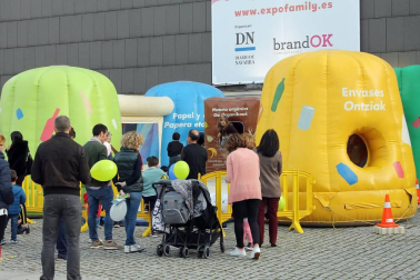 El Palacio de Congresos y Auditorio Baluarte de Pamplona acoge del 12 al 14 de abril una feria con todo tipo de actividades para la familia.