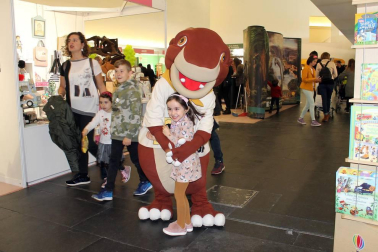 El Palacio de Congresos y Auditorio Baluarte de Pamplona acoge del 12 al 14 de abril una feria con todo tipo de actividades para la familia.