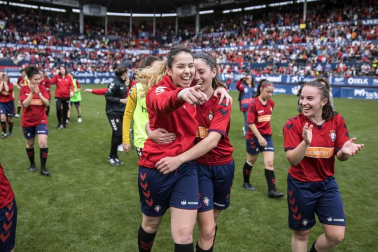 Galería de imágenes del Osasuna-Alavés disputado este domingo en El Sadar.
