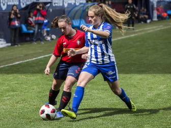 Galería de imágenes del Osasuna-Alavés disputado este domingo en El Sadar.