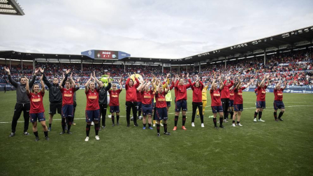 Galería de imágenes del Osasuna-Alavés disputado este domingo en El Sadar.