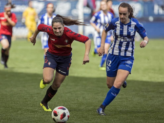 Galería de imágenes del Osasuna-Alavés disputado este domingo en El Sadar.