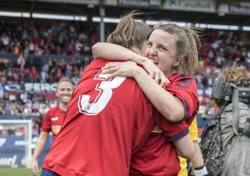 Galería de imágenes del Osasuna-Alavés disputado este domingo en El Sadar.