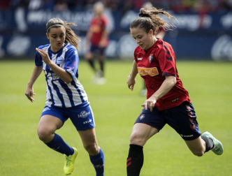 Galería de imágenes del Osasuna-Alavés disputado este domingo en El Sadar.