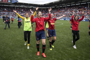 Galería de imágenes del Osasuna-Alavés disputado este domingo en El Sadar.