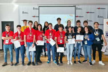La I Edición CanSat Navarra reunió en el Circuito de los Arcos a 10 equipos de estudiantes con el objetivo de montar un satélite con forma de lata