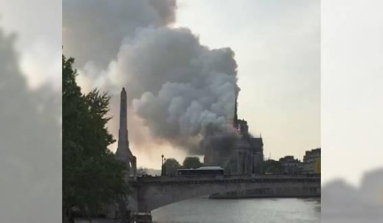 Imágenes del incendio en la catedral Notre Dame de París.