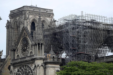 Imágenes del incendio en la catedral Notre Dame de París.