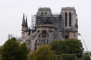 Imágenes del incendio en la catedral Notre Dame de París.