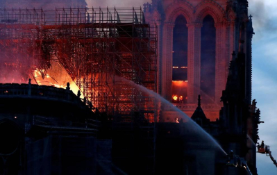 Imágenes del incendio en la catedral Notre Dame de París.
