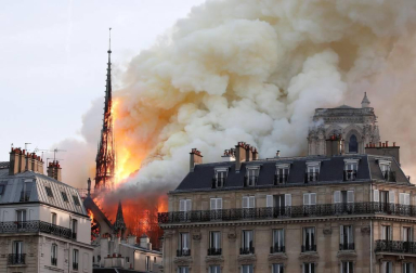 Imágenes del incendio en la catedral Notre Dame de París.