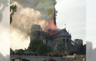 Imágenes del incendio en la catedral Notre Dame de París.