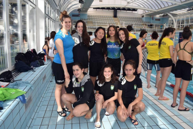 El pasado fin de semana el Centro Recreativo Guelbenzu fue el escenario en el que tuvo lugar la Copa Navarra de Clubes, competición en la que tomaron parte 158 nadadores (69 chicos y 89 chicas), pertenecientes a siete clubes navarros: Anaitasuna, Club Natación, Club de Tenis, Lagunak, Valle de Egüés, SDR Arenas y Amaya.