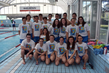 El pasado fin de semana el Centro Recreativo Guelbenzu fue el escenario en el que tuvo lugar la Copa Navarra de Clubes, competición en la que tomaron parte 158 nadadores (69 chicos y 89 chicas), pertenecientes a siete clubes navarros: Anaitasuna, Club Natación, Club de Tenis, Lagunak, Valle de Egüés, SDR Arenas y Amaya.
