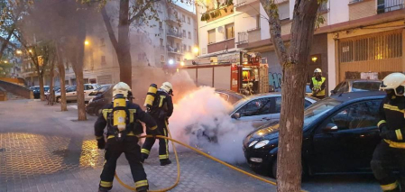 Los fuegos se han producido en la calle Monasterio de Alloz de San Juan, en la calle Guelbenzu de La Milagrosa y en la calle Río Alzania, de Azpilagaña