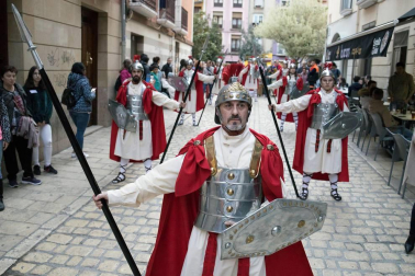 Alrededor de 80 personas escenificaron este miércoles en Tudela la Pasión de Jesús.