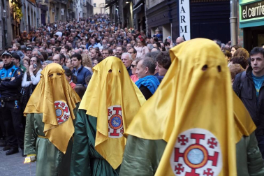 Fotos de los pasos de la procesión del Santo Entierro de Pamplona de 2019