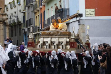 Fotos de los pasos de la procesión del Santo Entierro de Pamplona de 2019