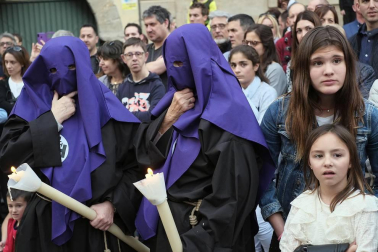 Fotos de los pasos de la procesión del Santo Entierro de Pamplona de 2019