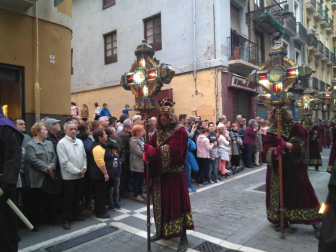 Fotos de los pasos de la procesión del Santo Entierro de Pamplona de 2019