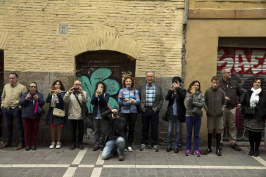 Fotos de la procesión del Resucitado, celebrada en Pamplona este Domingo de Pascua.