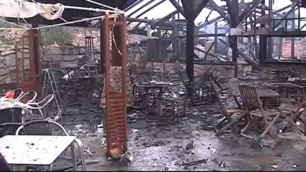 El fuego destruye las termas de A Chavasqueira, en Ourense