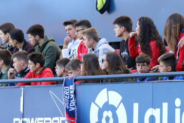 Fotos del partido entre Osasuna y Albacete de la jornada 36 de la Liga 123.