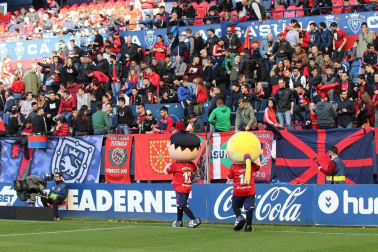 Fotos del partido entre Osasuna y Albacete de la jornada 36 de la Liga 123.