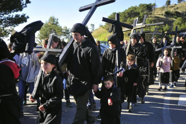 La más multitudinaria de las romerías que al cabo del año se celebran al santuario de Ujué.