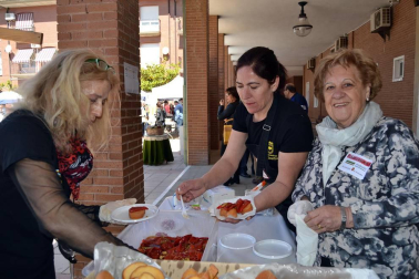 Angelita Alfaro, cocinera autodidacta con 23 libros publicados y premiada internacionalmente, ha sido la encargada de inaugurar la jornada.