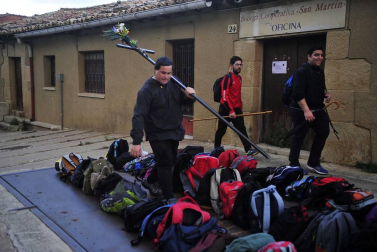 La más multitudinaria de las romerías que al cabo del año se celebran al santuario de Ujué.