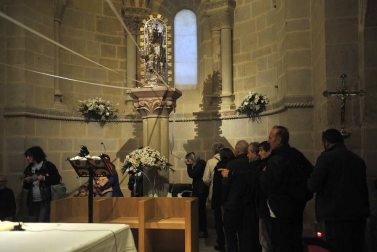 La más multitudinaria de las romerías que al cabo del año se celebran al santuario de Ujué.