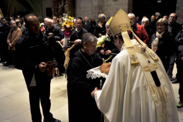 La más multitudinaria de las romerías que al cabo del año se celebran al santuario de Ujué.