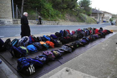 La más multitudinaria de las romerías que al cabo del año se celebran al santuario de Ujué.