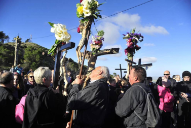 La más multitudinaria de las romerías que al cabo del año se celebran al santuario de Ujué.
