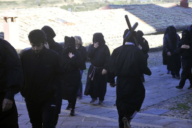 La más multitudinaria de las romerías que al cabo del año se celebran al santuario de Ujué.