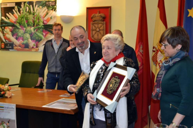 Angelita Alfaro, cocinera autodidacta con 23 libros publicados y premiada internacionalmente, ha sido la encargada de inaugurar la jornada.