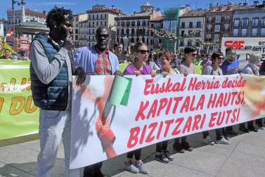UGT y CC OO de Navarra reivindican "más derechos" para las personas e igualdad