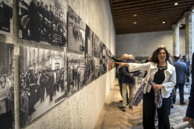 El Palacio del Condestable de Pamplona acoge desde este martes una exposición retrospectiva que conmemora los cien años de historia de la banda municipal de música "La Pamplonesa".